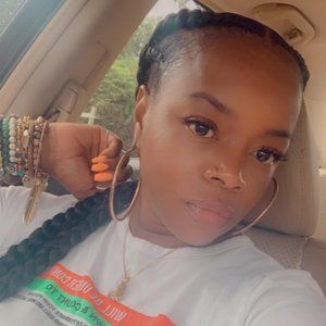 Meet your Posher, Larondia